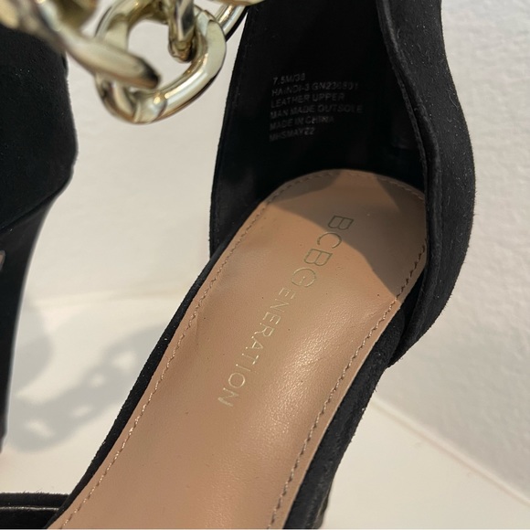 BCBG Black Heels with Gold Bracelet Strap Size 7.5 - Picture 4 of 6